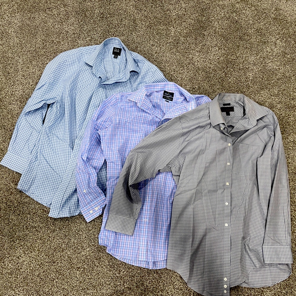 3 Long Sleeve Men’s Dress Shirts in great condition!